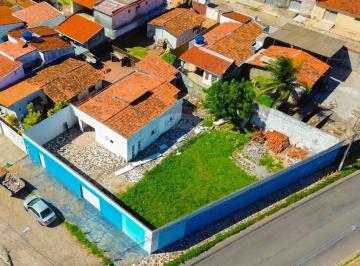 Casa · 252m² · 4 Quartos · 5 Vagas · Casa com terreno de 568m² atrás do Nordestão de Santa Catarina