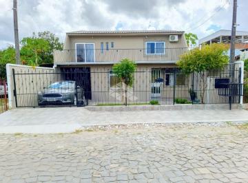 Casa · 200m² · 5 Quartos · 2 Vagas · Casa com 5 quartos à venda no bairro Juscelino Kubitschek