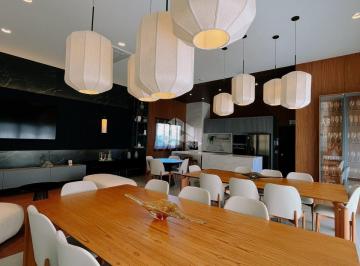 Apartamento · 147m² · 3 Quartos · 2 Vagas · Apartamento com três suítes em Porto Belo SC