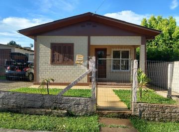 Casa · 115m² · 3 Quartos · Casa plana com 3 dormitórios ,.sala de estar ,cozinha, 1 banheiro, despensa e garagem para 1 carro