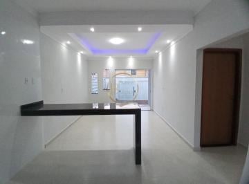 Casa · 80m² · 2 Quartos · 1 Vaga · Casa à Venda em Santa Cruz Cabrália, 2 Dorms, 80m², R$348mil