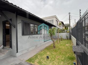 Casa · 262m² · 4 Quartos · 4 Vagas · Casa à Venda em Balneário Florianópolis: 4 Quartos, 262m²