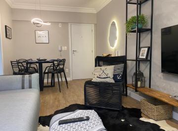 Apartamento · 58m² · 2 Quartos · Apartamento em Centro, Balneário Camboriú/SC de 58m² 2 quartos à venda por R$ 780.000,00