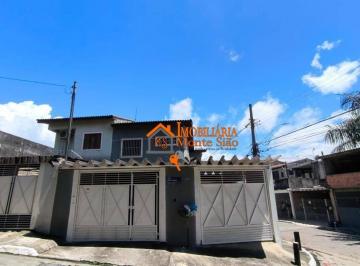 Casa · 186m² · 3 Quartos · 3 Vagas · Sobrado em Jardim Presidente Dutra, Guarulhos/SP de 186m² 3 quartos à venda por R$ 700.000,00