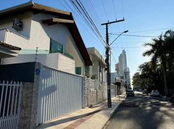 Casa · 260m² · 3 Quartos · 1 Vaga · Casa em Centro, Balneário Camboriú/SC de 260m² 3 quartos para locação R$ 20.000,00/mes