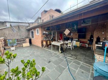 Casa de 2 quartos, São Paulo · Casa Butantã com 2 quartos e 250 m² à venda em Vila Tiradentes