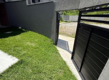 Casa de 2 quartos, Rio de Janeiro · Casa com 128 m² e 2 quartos à venda em Campo Grande