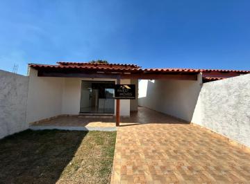 Casa · 90m² · 2 Quartos · 2 Vagas · Excelente casa em terreno de 180m² em Juatuba/MG