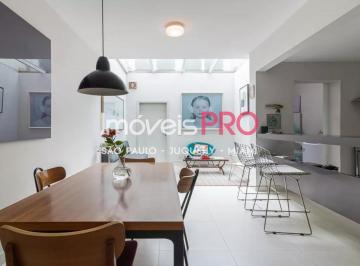 Casa · 120m² · 2 Quartos · 1 Vaga · Casa de vila no melhor da Vila Olimpia !
