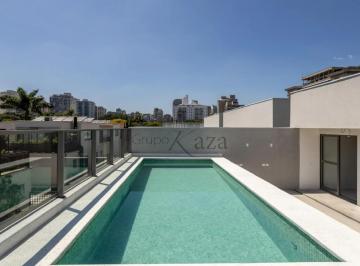 Casa · 579m² · 4 Quartos · 4 Vagas · Casa em Condomínio - Jardim Europa - 4 Suítes - 579m² - 4 Vagas