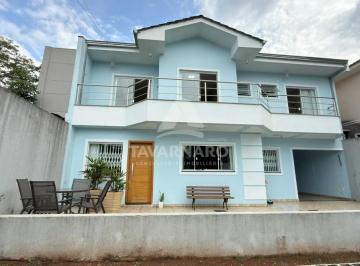 Casa · 251m² · 3 Quartos · 1 Vaga · Casa Padrão em Ponta Grossa