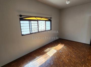 Comercial · 213m² · 3 Quartos · Casa com 03 dormitórios na Vila Angelica