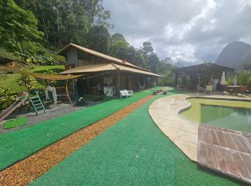 Casa · 300m² · 4 Quartos · 6 Vagas · Casa em Condomínio em Araras, Petrópolis/RJ