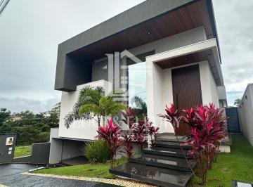 Casa · 245m² · 4 Quartos · 2 Vagas · Casa em Condomínio em Condomínio Residencial Grand Trianon, Anápolis/GO