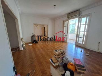 Apartamento · 280m² · 3 Quartos · Apartamento : Padrão / Residencial / Copacabana