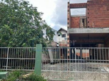 Casa · 137m² · 3 Quartos · 2 Vagas · Casa Geminada com 3 quartos no Saguaçu, Joinville/SC