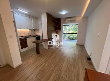 Apartamento · 63m² · 2 Quartos · 1 Vaga · Apartamento No Itacorubi, pertinho do Mercado São Jorge.