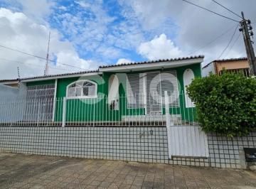 Casa · 137m² · 3 Quartos · 2 Vagas · Casa em Candelária