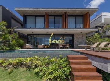 Casa · 427m² · 6 Quartos · Sobrado no Sense, mobiliado e decorado com piscina de 28m2