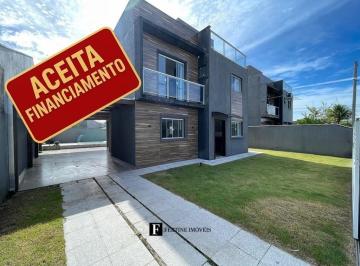 Casa · 300m² · 4 Quartos · 3 Vagas · Sobrado com 3 suítes e piscina em Pontal do Sul
