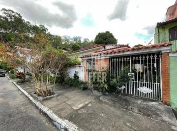 CASA 3 QUARTOS EM SANTA ROSA A VENDA · Casa com 3 dormitórios à venda, 206 m² por R$ 650.000,00 - Santa Rosa - Niterói/RJ