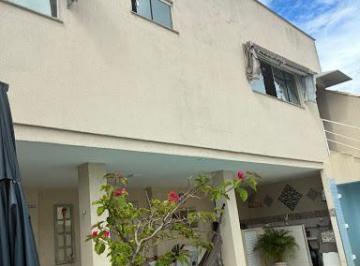Casa com 4 quartos à venda,Itaipu,Niteroí/RJ · Casa com 4 quartos à venda, 310 m² por R$ 990.000 - Itaipu - Niterói/RJ