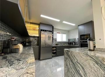 Casa · 359m² · 3 Quartos · 3 Vagas · Sobrado com 3 quartos à venda em Samambaia - SP