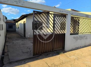 image.jpeg · 3 quartos | até 200 m² | garagem para até 6 carros Uma joia rara — só falta lapidar.  Casa de Coab, 