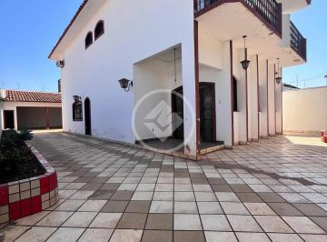FACHADA IMOVEL.jpeg · Sobrado Espaçoso para Locação Comercial ou Residencial – Boa Esperança | Cuiabá-MT