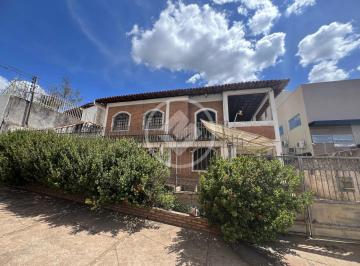 Comercial · 444m² · 4 Quartos · 4 Vagas · Vende-se casa comercial com terreno na Av das Flores no Jardim Cuiabá. R$5.000.000,00. Gostou? Agend