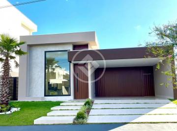 Casa · 230m² · 3 Quartos · 4 Vagas · *Casa térrea Condomínio Florais da Mata*   03 suítes sendo 1 muito ampla e com closet 4 vagas de gar