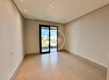 Casa · 306m² · 5 Quartos · 4 Vagas · Vende-se sobrado Estilo Contemporâneo com 5 quartos no Florais do Parque. R$3.200.000,00*