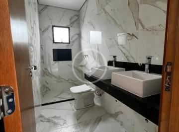 Casa · 139m² · 3 Quartos · 4 Vagas · Casa Térrea 3 Suítes, Cond. Primor das Torres, Cuiabá-MT, R$ 1.100.000,00