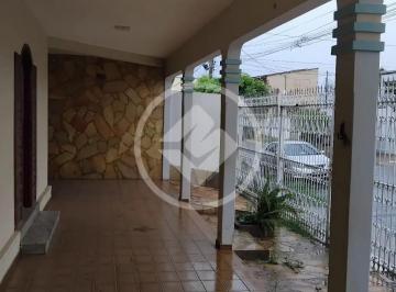 Casa · 220m² · 3 Quartos · 2 Vagas · Casa no Cpa II com 3 Quartos sendo 1 Suíte Placa Solar