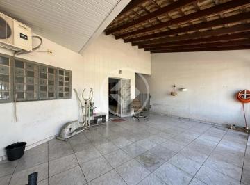 Casa · 200m² · 3 Quartos · 2 Vagas · Casa na Av Rouxinol Ótimo Ponto Comercial - terreno 250m2