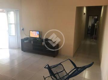 Casa · 200m² · 3 Quartos · 10 Vagas · Casa Aconchegante em Chapada dos Guimarães