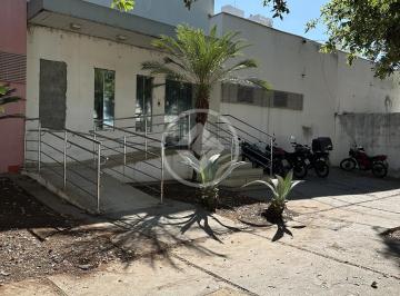 Comercial · 700m² · Clínica e, excelente localização no bairro Goiabeiras, atrás do shopping.