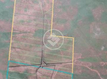 Rural · 92m² · Fazenda, sentido cacéres, porteira fechada, com 35 vacas, 2 éguas, trator 265 com lamina, curral com