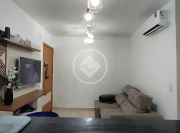 Comercial · 47m² · 2 Quartos · 1 Vaga · Apartamento térreo com área privativa Garden - todo no porcelanato e moveis planejados