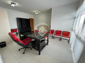 Comercial · 45m² · Vende-se Sala Comerciais na av. 13 de Junho , sendo 44,77 m² no Edifício Albert Sabin. Localizado na