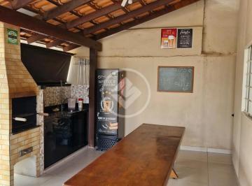 Casa · 8910m² · 3 Quartos · 2 Vagas · Casa com Excelente localização  - 3 quartos sendo 1 suite
