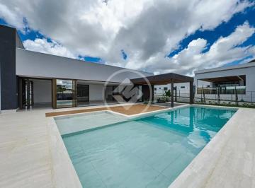 1b3c02fd-9e7d-4408-8ecc-514420ee489a.jpeg · Casa no condomínio Portal das Águas, lago do Manso, com 5 suítes, área gourmet com churrasqueira, pi