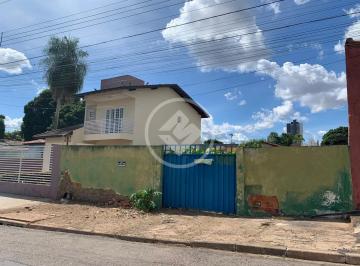 Terreno · 300m² · Terreno em excelente localização. R$ 215.000,00