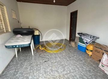 Casa · 150m² · 5 Quartos · 12 Vagas · Vende-se casa com piscina em Várzea Grande