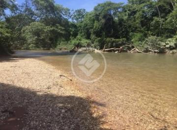 Rural · 240m² · #Vende-se Chácara em condomínio à beira do Rio Coxipó , com churrasqueira , piscina , redário, quios