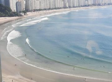 Apartamento de 3 quartos, Guarujá · Apartamento frente mar lazer completo