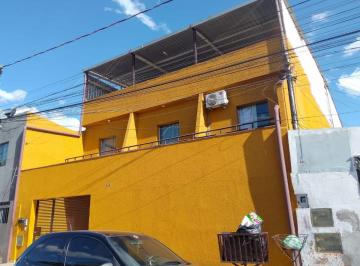 Comercial de 20 quartos, Brasília · Predio com 20 apartamentos na Vila Telebrasília