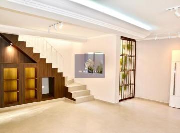 Casa · 140m² · 3 Quartos · 2 Vagas · Casa Reformada, Locação, Campo Belo.