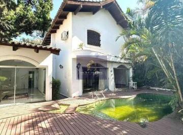Casa · 263m² · 4 Quartos · 3 Vagas · Casa de Alto Padrão, Á Venda, Jd. Novo Mundo.