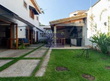 Casa · 210m² · 3 Quartos · 4 Vagas · Maravilhosa Casa de Alto Padrão, em Excelente Localização, no Planalto Paulista.